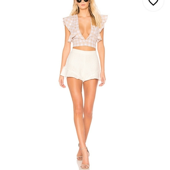 NWT RARE *SOLD OUT* Ivory Karis Shorts Revolve like Camila Coelho Loveshackfancy - Picture 6 of 7